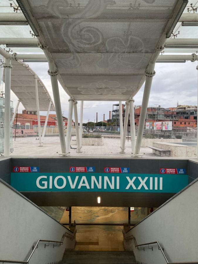 Binario 8 Catania Stazione Centrale Dış mekan fotoğraf